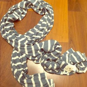 Lou Lou blue and white scarf